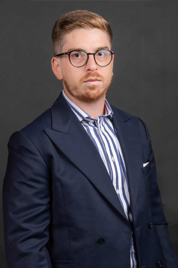 Costin Rusu, Co-fondatore di Creative Wizards e Direttore Marketing di Top Estate Team, membri di Chestertons Global